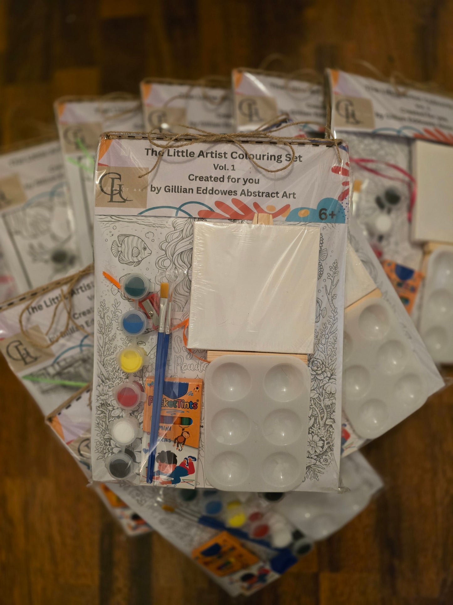 The Little Artist Colouring Set